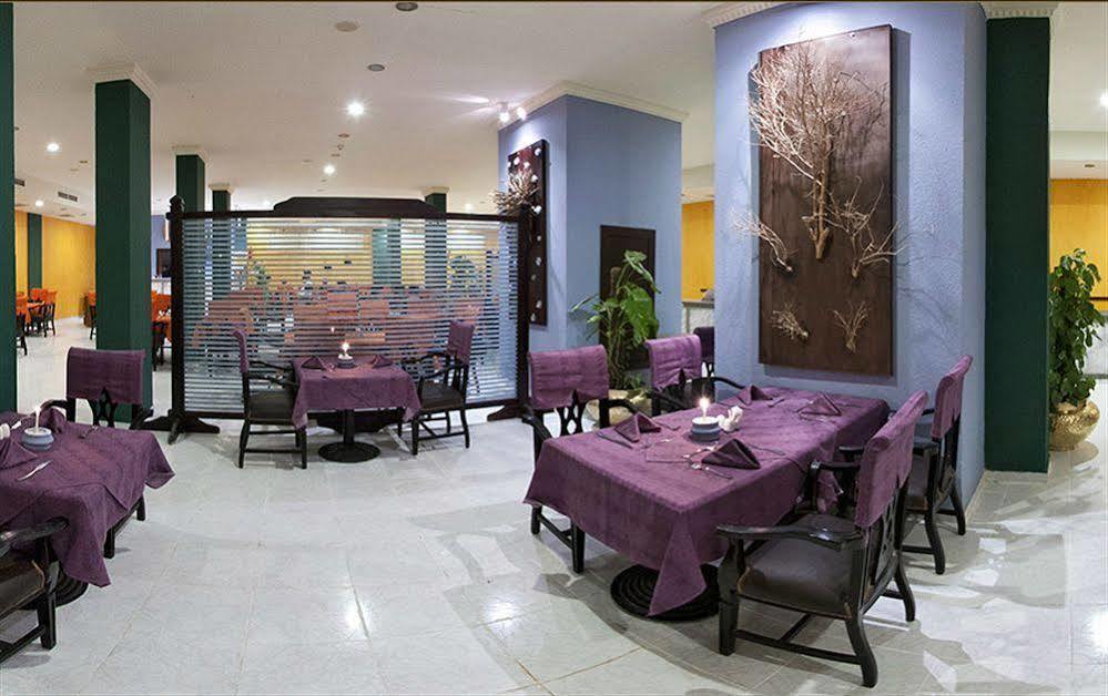Golden 5 Sapphire Suites Hotel ฮูร์กาดา ภายนอก รูปภาพ